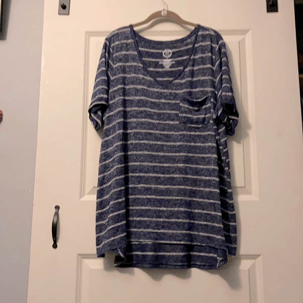 Maurices V-Neck Short Sleeve Knit Shirt